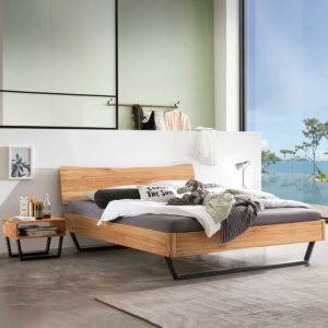 Naturholzbetten aus Wildbuche Massivholz und Stahl Industry und Loft Stil