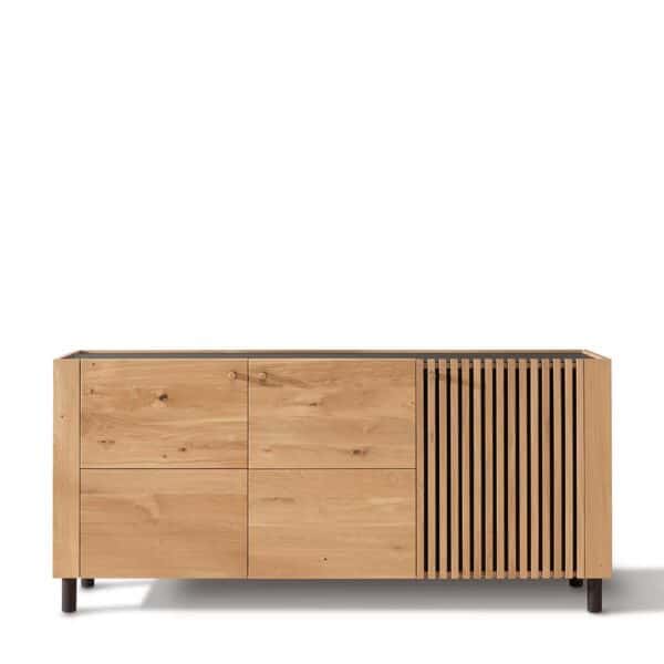 Wildeiche Sideboard geölt im Skandi Design Massivholztüren